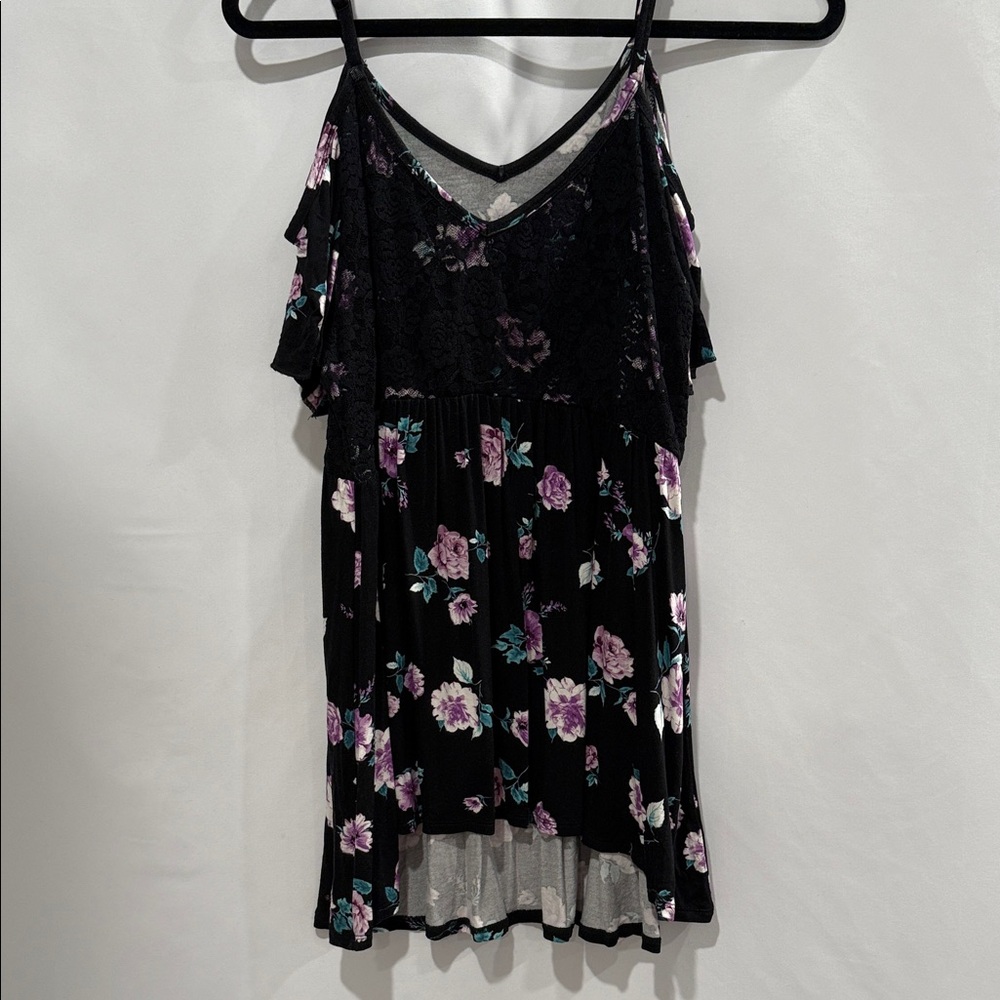 torrid 00 Black Floral Cold-Shoulder Tank with Lace